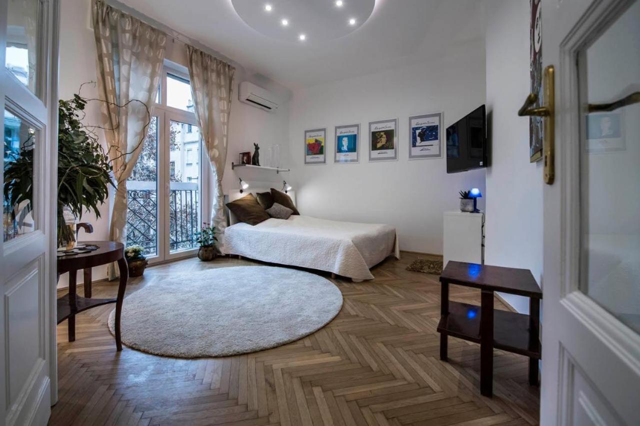 Apartment Gorgeous Flat Right Near The Center Budapest