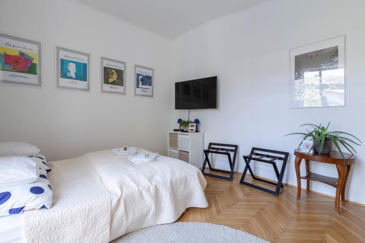 Apartment Gorgeous Flat Right Near The Center Budapest
